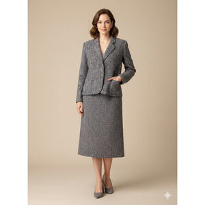 Louis Feraud Women’s Tweed Skirt Suit Gray FR 44 US Large Two Piece Skirt Set